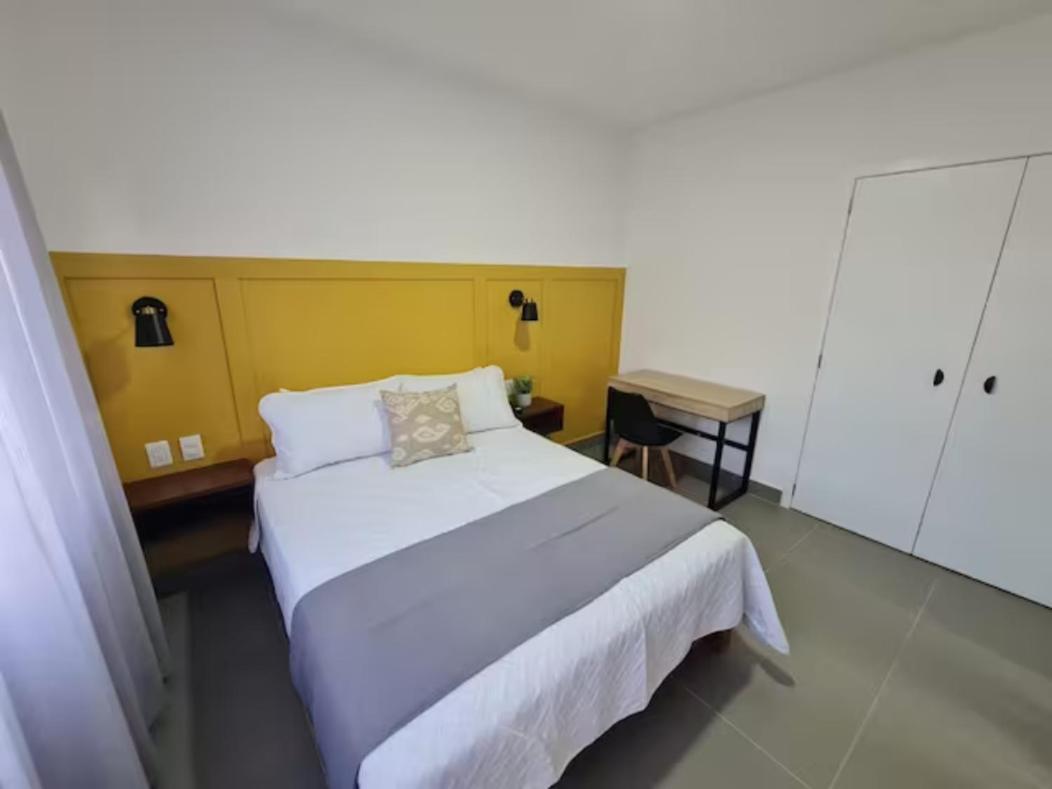 Aparthotel Urban Justo Sierra à Guadalajara Extérieur photo