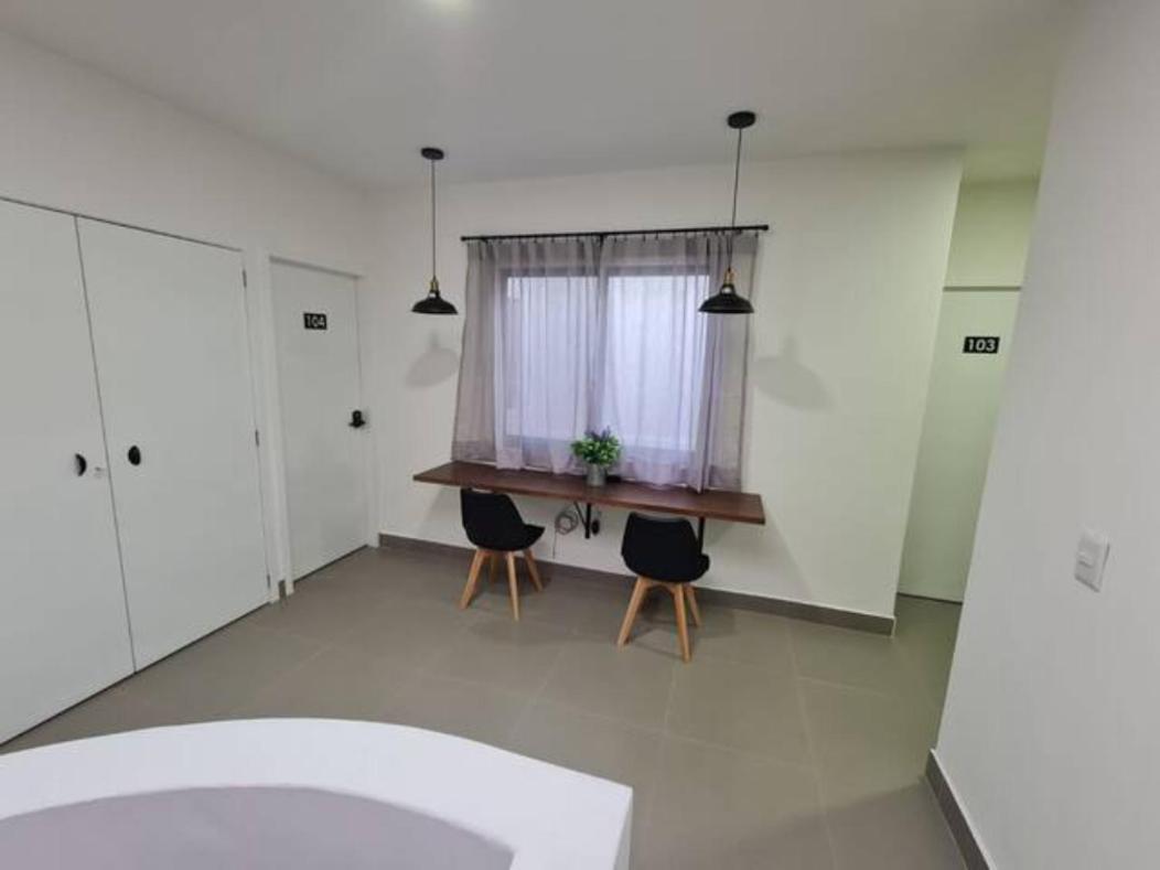 Aparthotel Urban Justo Sierra à Guadalajara Extérieur photo